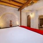 Grand Elite Cave Hotel 2*