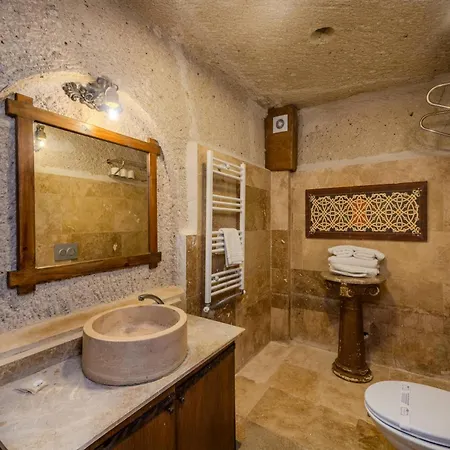 מלון Grand Elite Cave 2*