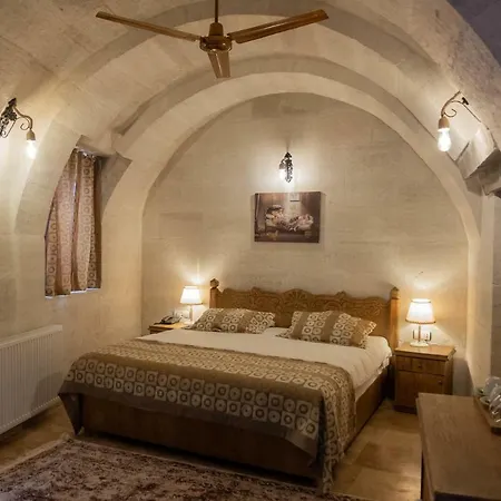 Grand Elite Cave Hotel 2*
