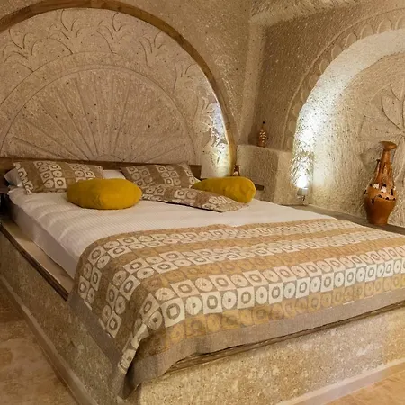 Grand Elite Cave Hotel 2*