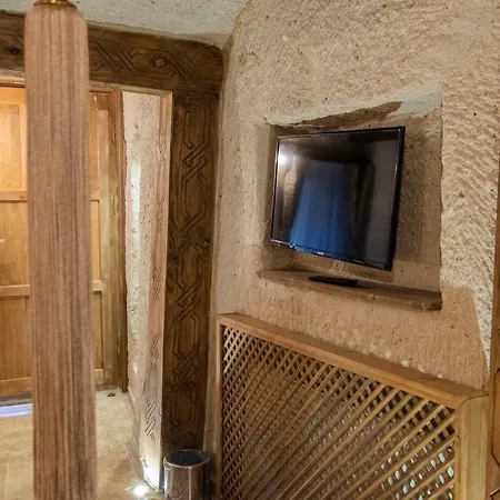 Hotel Grand Elite Cave
